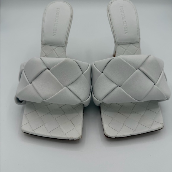 Bottega Veneta Shoes - White Bottega Vaneta Woven Leather Sandals new with box and dust bag